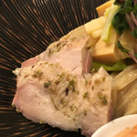 饗 くろ喜 - ハーブチキン