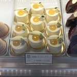 アンリ・シャルパンティエ - (メニュー)蜂蜜レモンのレアチーズ