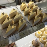 アンリ・シャルパンティエ - (メニュー)ミルクレープ