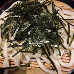 山吹 - ざるうどん ¥380 の麺