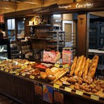 Cafe Boulangerie Couronne CHIBA-NEW - 店内３