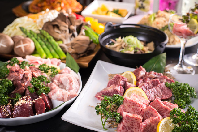 七輪焼肉 西萬 - 旭川四条（焼肉）の写真