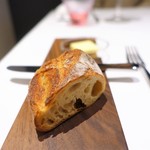 plenitude - バゲット、バター　