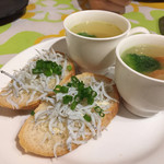 nobu’s - つきだしのシラスのバゲット