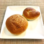 ダズン フォー - ミニうぐいすあんパン@80円 と カレーパン@140円