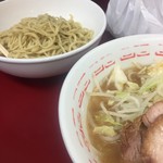 ラーメン二郎 - つけ麺(少なめ、にんにく)