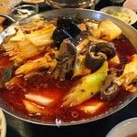 Hinabeya - ホルモン火鍋