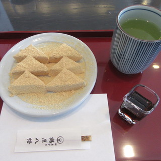 鶴屋八幡 茶房_1