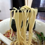 中細のストレート麺