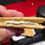 イッピン カフェ - はいからサブレーの断面 2016/04/26