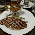 Bavarian Haus - ステーキ