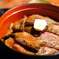 赤坂 津つ井 総本店 - ビフテキ丼
