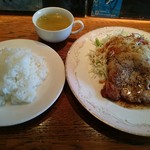 ビストロミカサ - ポークソテー(1200円) ポークソテー・ライス・スープ