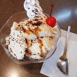 喫茶 俺ん家゛ - 珈琲ビーンズ・アイスクリーム　430円　2017/02