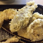 うどん 丸香 - 野菜天盛（かぼちゃ + なす + れんこん×2）