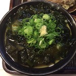 うどん 丸香 - ひやわかめ（小）