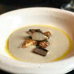 ラ・ボンヌターブル - 菊芋のスープ、もの凄い鯖、小松菜