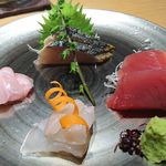 みこころや - 刺身（メジマグロ、平目、サゴチ炙り、金目鯛）
