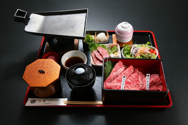 ランチメニュー 万葉 太郎坊亭 マンヨウ タロボウテイ 太郎坊宮前 牛料理 食べログ
