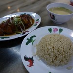Wee Nam Kee Chicken Rice - 