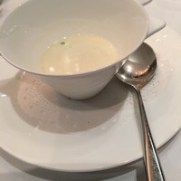 横浜モノリス - 