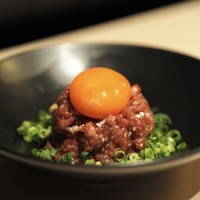 焼肉矢澤 京都 - 正真正銘の和牛ユッケ