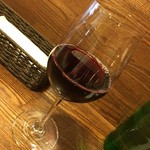 薪窯ピザとワイン SUONARE - グラスワイン 赤