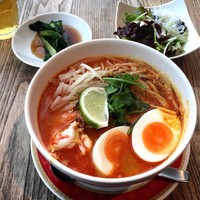 シンガポール・シーフード・リパブリック 大丸梅田 - ラクサヌードル