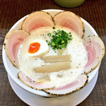 ラーメン家 みつ葉 - 豚CHIKIしおチャーシューメン