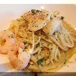 Lucaバル - 海老と牛田ファームのかぶのバジルクリーム