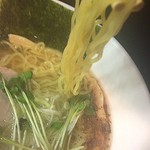 麺や勝治 - :【お得なセット1000円】塩ラーメンは酔払いで接写し過ぎ（笑）