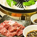 Genghis Khan (Mutton grilled on a hot plate) set for one person (meat/vegetables)