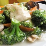 台湾料理彩華 - 豚肉とブロッコリーの炒め（日替りランチ）