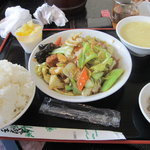 アジア料理 菜心 - 五目野菜と豆腐煮定食