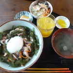 お食事処 すむばり - 磯丼