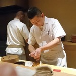 鮨 原正 - 大将握ってます