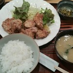 しんばし 太幸 - 鶏の竜田揚げ定食、８８０円。