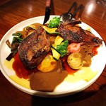 レストランユニック - 山鳩の胸肉のロティとそのビスクのソース