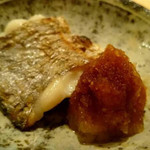 蓮 - 竹岡の脂のノリでトロトロほろほろ。箸で持つのも困難なほどの身。美味！