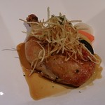 オーグランセードル - 骨付きチキンのコンフィー1728円