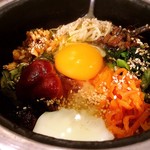 近江牛 焼肉竹 - 具沢山で美しい…！