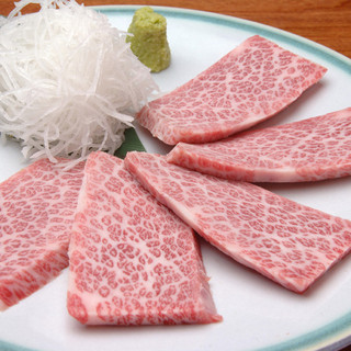 與大家一起享受美味的肉♪ 與烤肉一起舉辦派對！