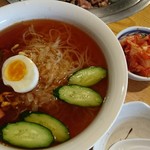 焼肉とステーキの店 ノースヒル 茨戸ガーデン - 冷麺　キムチ付いてます