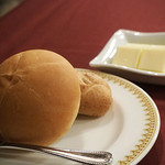 マゼランズ - 米粉パンと玄米パン