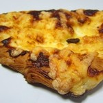 ベッカライ・エアリッヒ - チーズクロワッサン