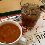 モスバーガー - ミネストローネとウーロン茶