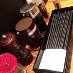 イップウドウ　タオ - 卓上のｻｰﾋﾞｽ品。無料ﾄｯﾋﾟﾝｸﾞにｺﾞﾏ、黒ｺｼｮｳ、ﾗｰﾒﾝﾀﾚ置いてます。