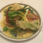 レストラン・サカキ - 【魚料理】イトヨリ鯛のポワレムールブランソース紫蘇の風味  2017.2