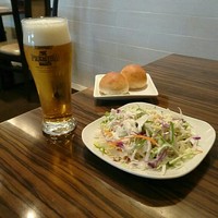 カレス - 生プレモル&自家製パン&サラダ