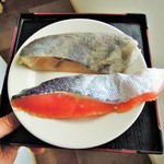 鈴波 - 銀ヒラス(上)と銀しゃけ(下)